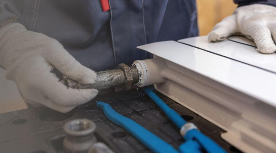 Expert burst pipe repair services in Armada, MI